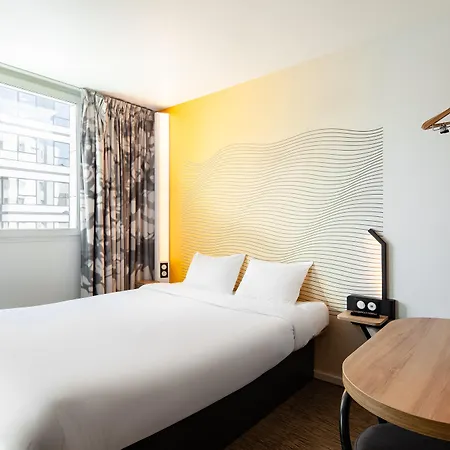 Paris Saint-denis Pleyel Hotel