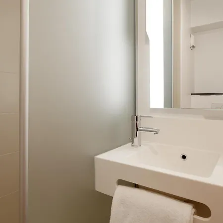 Ξενοδοχείο Paris Saint-denis Pleyel 3*
