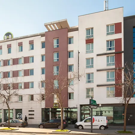 Paris Saint-denis Pleyel 酒店 圣但尼