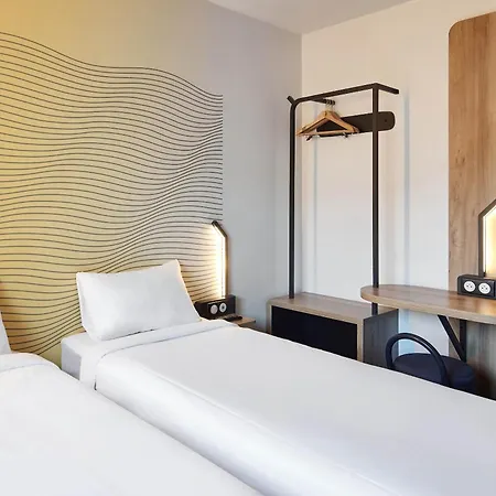Hotel Paris Saint-denis Pleyel