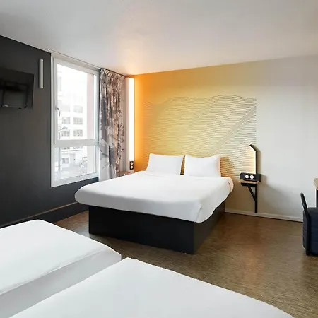 Paris Saint-denis Pleyel ホテル サン＝ドニ