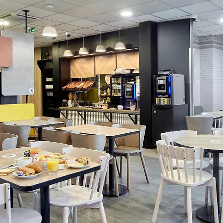 Paris Saint-denis Pleyel 3* サン＝ドニ