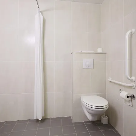 ホテル Paris Saint-denis Pleyel 3*