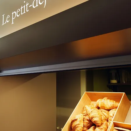 ホテル Paris Saint-denis Pleyel