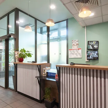 Paris Saint-denis Pleyel ホテル 3*