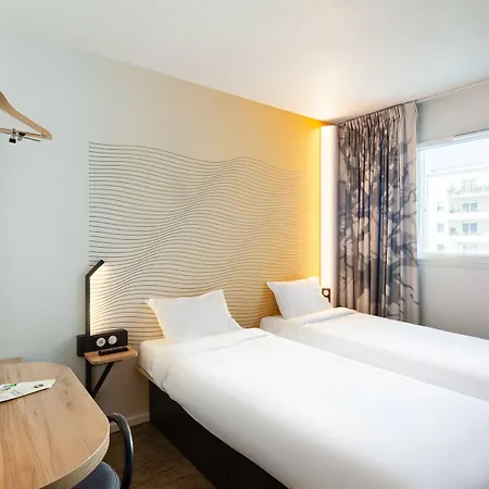 Ξενοδοχείο Paris Saint-denis Pleyel 3*