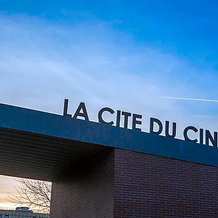 Paris Saint-denis Pleyel Szálloda
