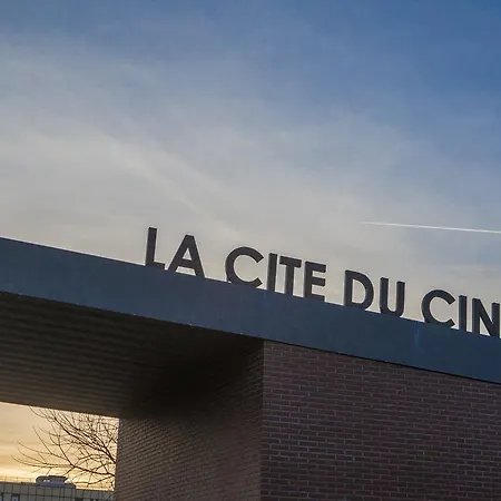 Paris Saint-denis Pleyel 酒店 3*