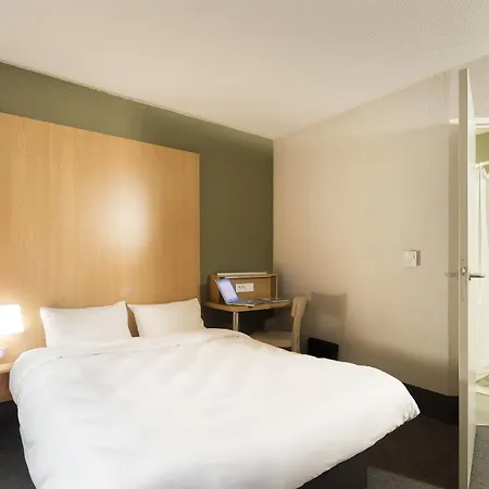 Paris Saint-denis Pleyel 酒店 3*