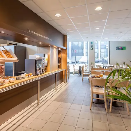 Hotel Paris Saint-denis Pleyel 3*